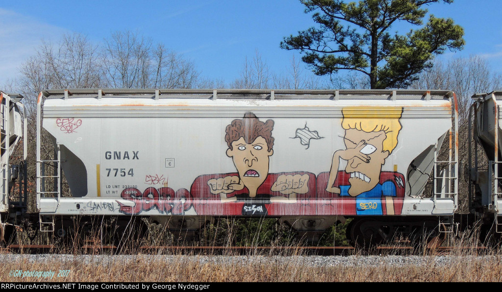 GNAX 7754 covered hopper  "Beavis and Butt-head"